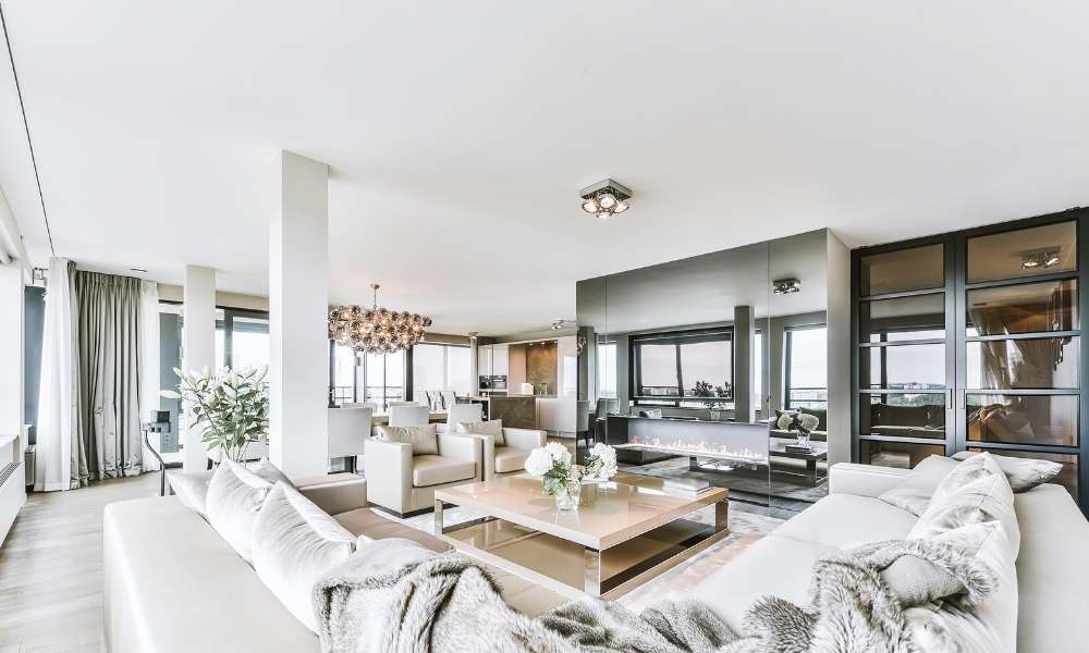 How To Decorate Pillars In Living Room