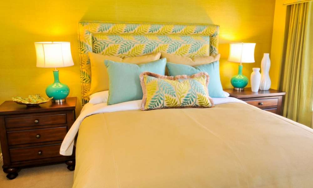 Yellow Bedroom Accessories