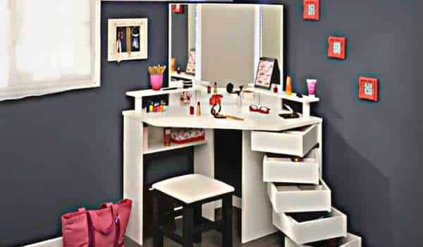 Elegant Bathroom Makeup Chair