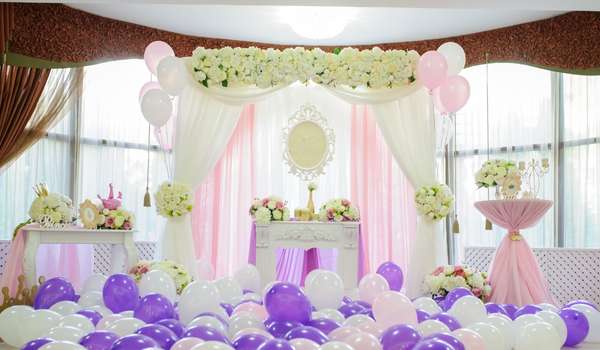 Decorate With Balloons