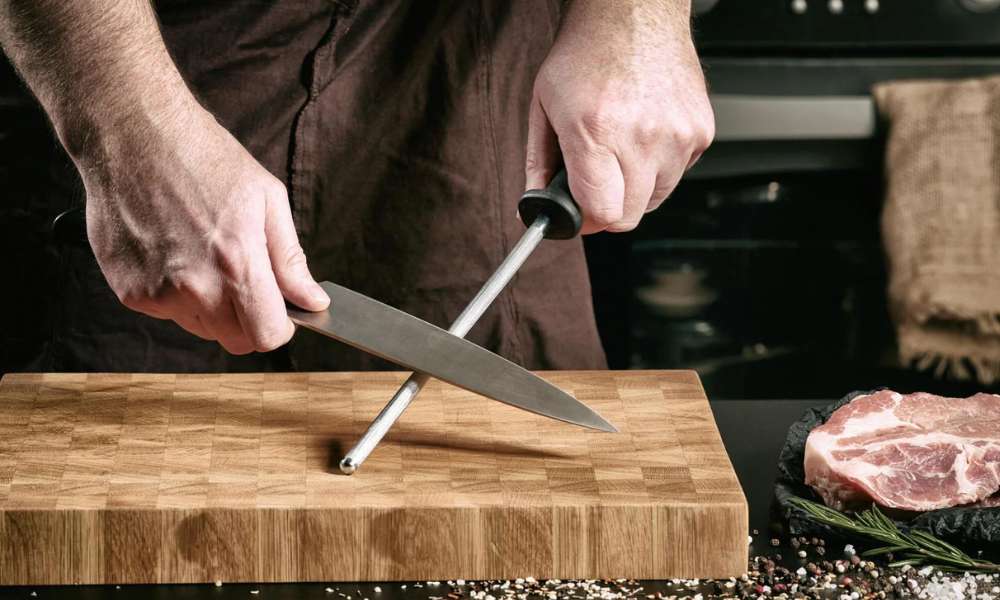 How To Sharpen Kitchen Knives